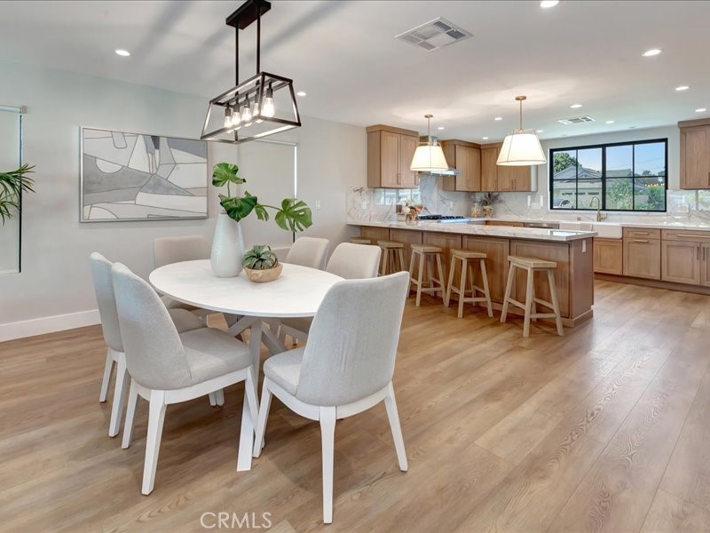 MLS #OC25223093 image #4