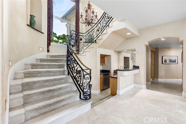 Detail Gallery Image 7 of 20 For 2825 Countrywood Ln, West Covina,  CA 91791 - 5 Beds | 6 Baths