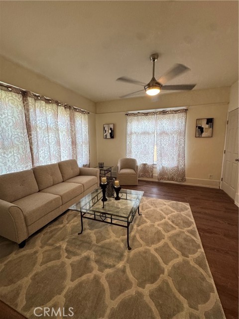 Detail Gallery Image 12 of 28 For 3857 Pine St, Riverside,  CA 92501 - 5 Beds | 4 Baths