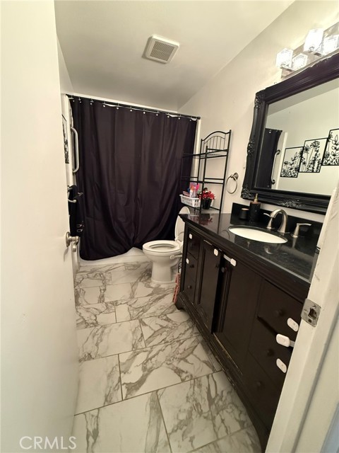 Detail Gallery Image 12 of 22 For 1038 E Denwall, Carson,  CA 90746 - 3 Beds | 2 Baths