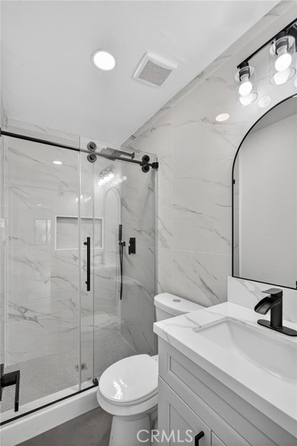 Detail Gallery Image 12 of 25 For 3834 W 116th St, Hawthorne,  CA 90250 - 4 Beds | 2 Baths