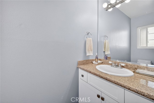 Detail Gallery Image 27 of 31 For 7046 De Celis Pl #7,  Lake Balboa,  CA 91406 - 2 Beds | 2/1 Baths