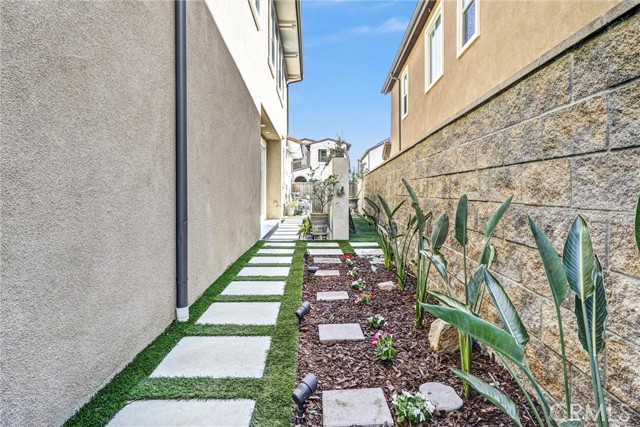 Image 40 of 46 For 5577 Heritage Oak