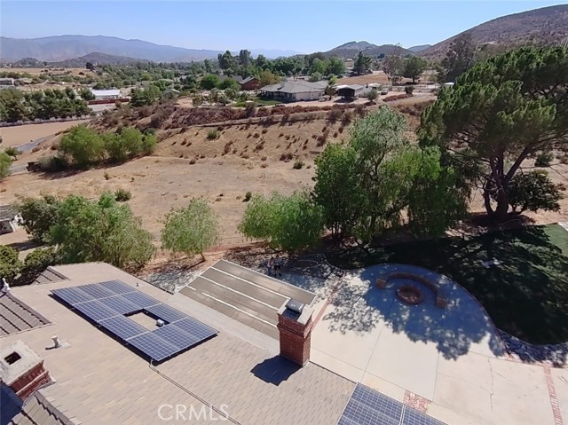 34255 Agua Dulce Canyon Road, Agua Dulce CA: https://media.crmls.org/medias/08d2ff6c-87aa-484d-ba42-472ce3c7b689.jpg