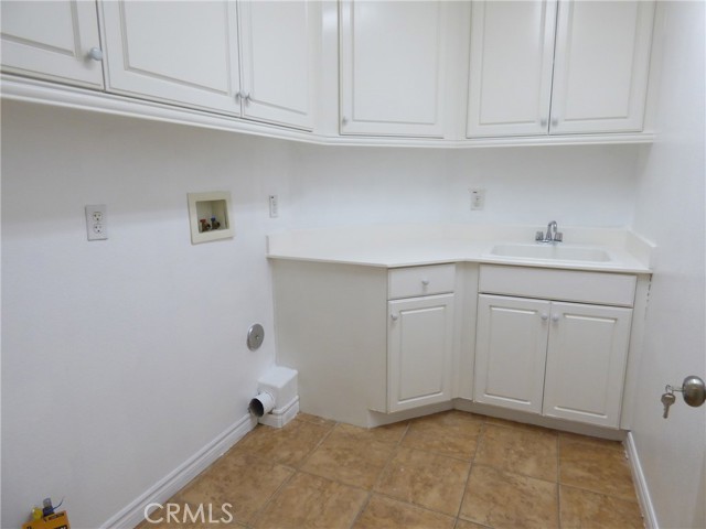 Detail Gallery Image 17 of 46 For 7238 San Carmela Ct, Rancho Cucamonga,  CA 91739 - 5 Beds | 3 Baths