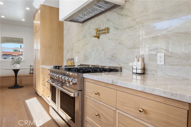 3924 Dublin Avenue, Los Angeles CA: https://media.crmls.org/medias/08d49f11-b1e1-4f72-87f7-f8f138e3526b.jpg