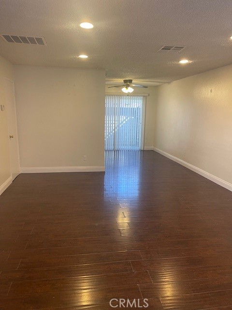 Detail Gallery Image 8 of 22 For 17105 Roscoe #09,  Northridge,  CA 91325 - 2 Beds | 1/1 Baths