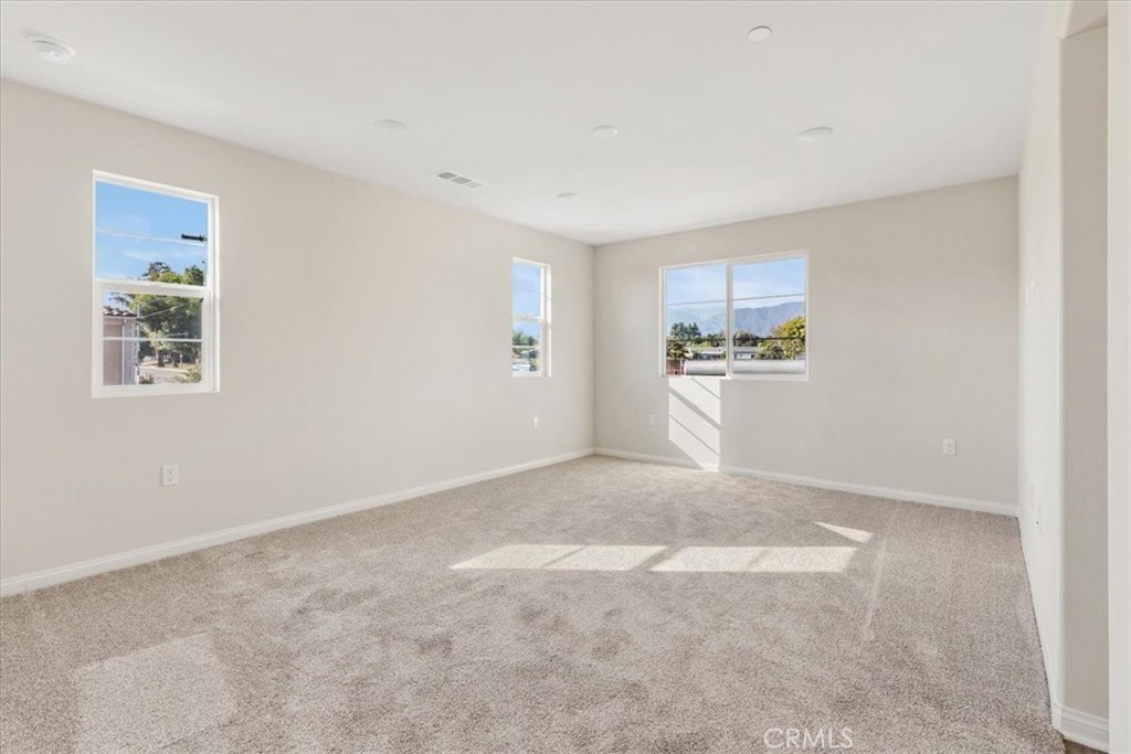 MLS #IV25237601 image #6