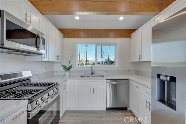 Detail Gallery Image 25 of 32 For 745 Domingo #4,  Newport Beach,  CA 92660 - 2 Beds | 2 Baths