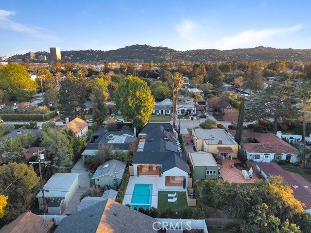 Detail Gallery Image 35 of 63 For 11107 Kling St, North Hollywood,  CA 91602 - 4 Beds | 4 Baths