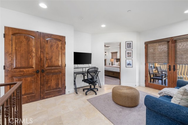 Detail Gallery Image 19 of 47 For 160 Hinds Avenue #202,  Pismo Beach,  CA 93449 - 3 Beds | 3 Baths