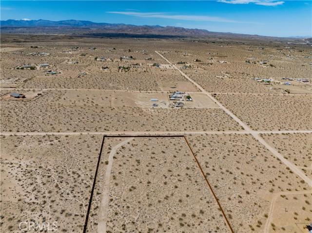 Image 15 of 27 For 425 Gerber Avenue