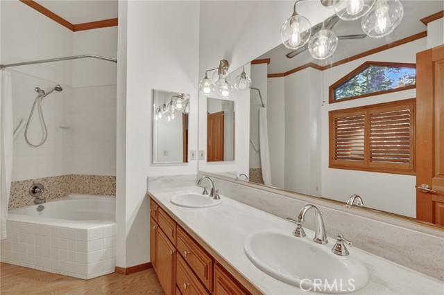 4 Bed Home for Sale in Lake Arrowhead, California