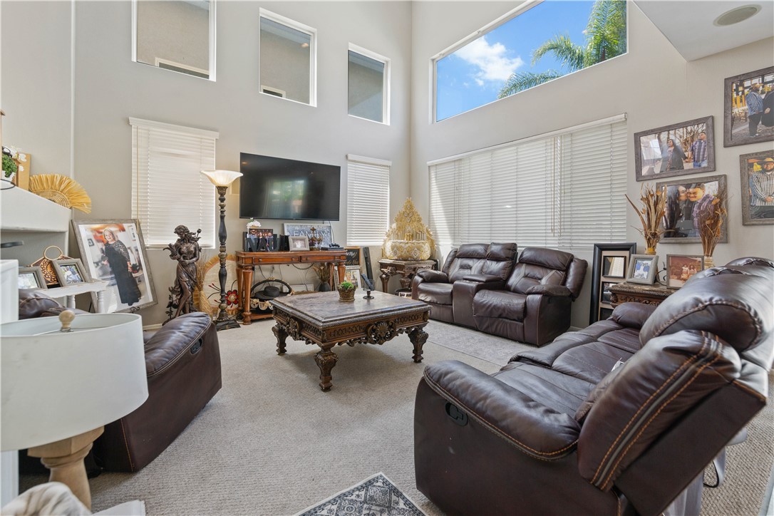 Detail Gallery Image 15 of 40 For 16273 Twilight Cir, Riverside,  CA 92503 - 3 Beds | 2/1 Baths