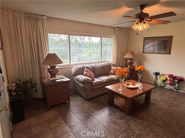 Detail Gallery Image 12 of 33 For 5 Fairhill, Oroville,  CA 95966 - 3 Beds | 2 Baths