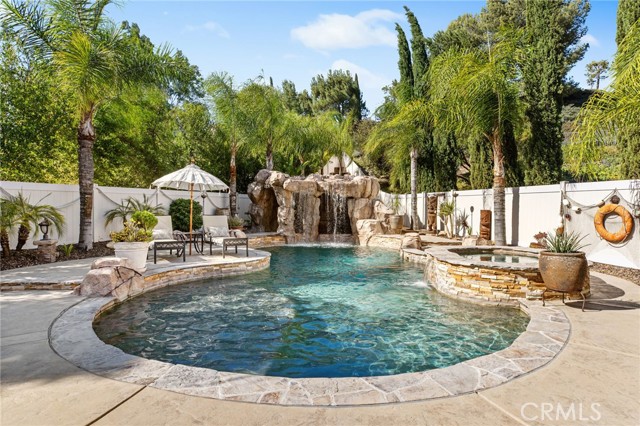 Image 33 of 68 For 32236 Cedar Crest Court