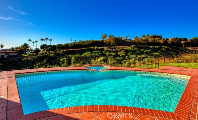 1409 Via Fernandez, Palos Verdes Estates, California 90274, 6 Bedrooms Bedrooms, 0 ,8 BathroomsBathrooms,Residential,For Sale,Via Fernandez,0,PV26081454
