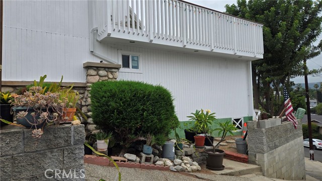 787 Terrace 49, Los Angeles CA: https://media.crmls.org/medias/08dbcdd8-e296-4168-9a69-4f6b11b2f194.jpg