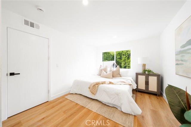Detail Gallery Image 16 of 32 For 957 S Gramercy Dr #105,  Los Angeles,  CA 90019 - 2 Beds | 2 Baths