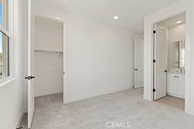 Detail Gallery Image 35 of 41 For 24175 N Camino Cascada, Valencia,  CA 91354 - 5 Beds | 5/1 Baths