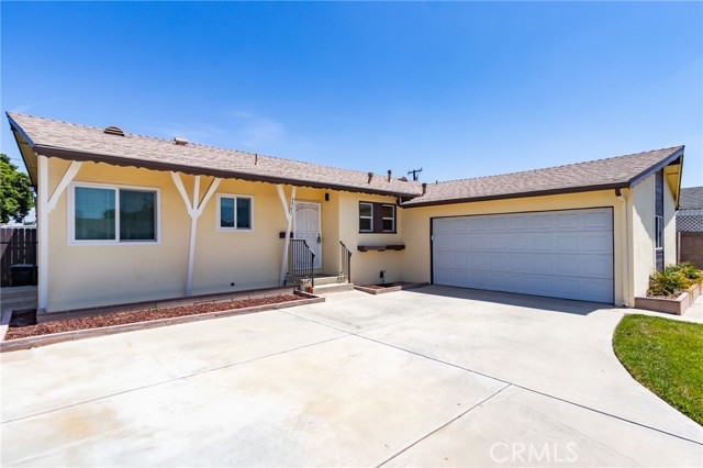 Detail Gallery Image 2 of 39 For 5561 Edita Ave, Westminster,  CA 92683 - 3 Beds | 2 Baths