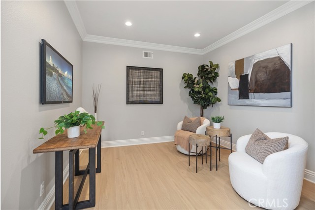 Detail Gallery Image 17 of 48 For 22 Apple Valley, Irvine,  CA 92602 - 4 Beds | 2/1 Baths