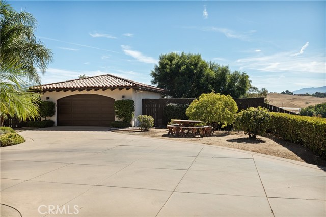 Detail Gallery Image 7 of 40 For 14490 Green Acres Dr, Beaumont,  CA 92223 - 3 Beds | 2/1 Baths