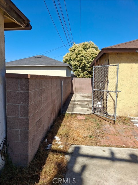 Detail Gallery Image 25 of 30 For 1410 West Stockwell, Compton,  CA 90222 - 5 Beds | 2 Baths