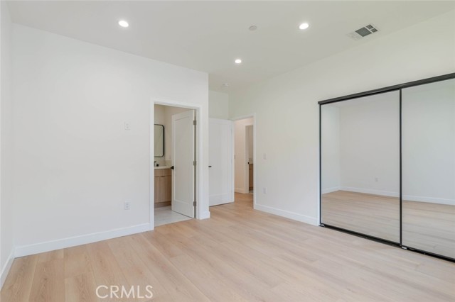 Detail Gallery Image 19 of 21 For 6217 Sylvia Ave, Tarzana,  CA 91335 - 3 Beds | 2 Baths