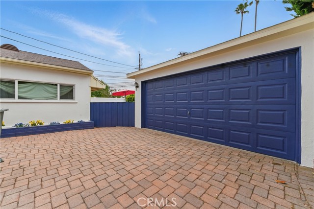 544 Calle Mayor, Redondo Beach CA: https://media.crmls.org/medias/08df7184-b17b-49d6-9581-ca3ab3023cd1.jpg