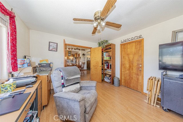35095 Rough Rider Way, Raymond CA: https://media.crmls.org/medias/08df7bec-b4ff-408e-b7e7-abb57dd9392a.jpg