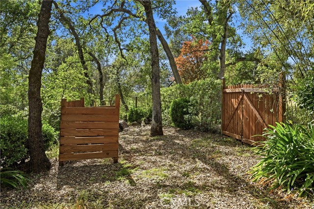 Detail Gallery Image 30 of 43 For 19879 Donkey Hill, Hidden Valley Lake,  CA 95467 - 3 Beds | 2 Baths