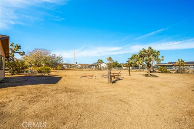 Detail Gallery Image 37 of 47 For 57862 Canterbury St, Yucca Valley,  CA 92284 - 3 Beds | 2 Baths