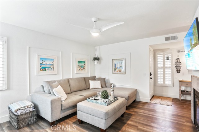 Detail Gallery Image 5 of 27 For 12 Corniche Dr a,  Dana Point,  CA 92629 - 1 Beds | 1 Baths
