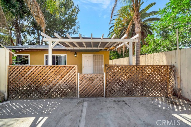 6929 1/2 Amigo Avenue, Reseda CA: https://media.crmls.org/medias/08e115d4-566a-4c00-8da4-5a65ffdcfb63.jpg