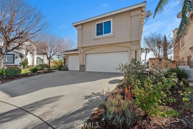 Detail Gallery Image 4 of 69 For 4903 Edmonton, Fontana,  CA 92336 - 4 Beds | 2/1 Baths