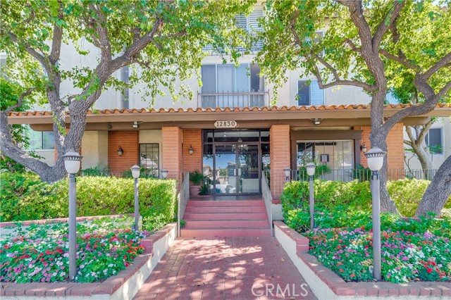 12830 Burbank Blvd #314, Valley Village, CA 91607