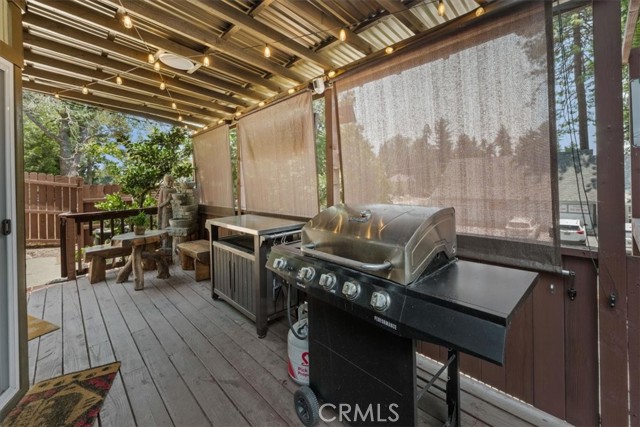 1277 Lovers Lane, Rimforest CA: https://media.crmls.org/medias/08e18e7f-0164-40bf-956e-c4925ba1e1f7.jpg