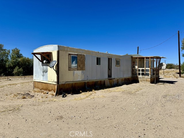 Detail Gallery Image 10 of 15 For 46123 Fairview Rd, Newberry Springs,  CA 92365 - 6 Beds | 5 Baths