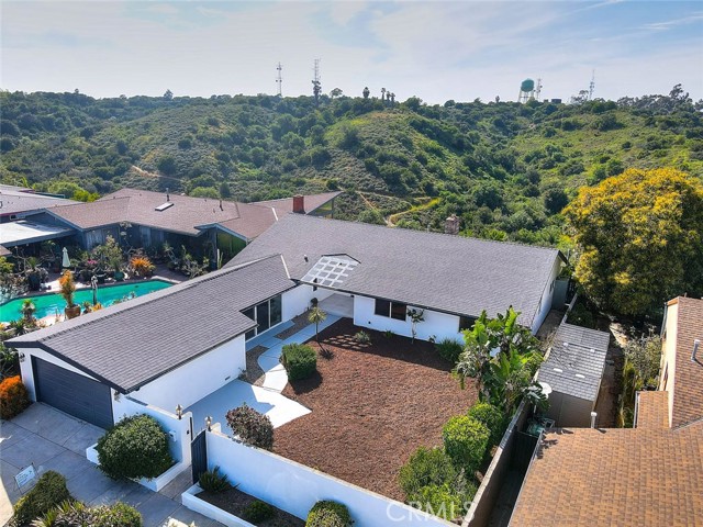 Detail Gallery Image 56 of 75 For 4701 Don Miguel, Los Angeles,  CA 90008 - 3 Beds | 3 Baths