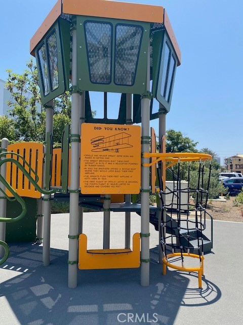 1369 Wingfoot, Carson CA: https://media.crmls.org/medias/08e2bff9-1ae7-4e66-abdf-70550657d50f.jpg