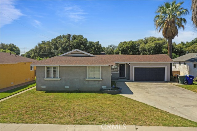 Detail Gallery Image 2 of 28 For 2407 W 7th St, San Bernardino,  CA 92410 - 3 Beds | 2 Baths