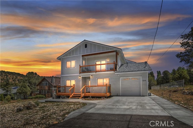 Detail Gallery Image 2 of 50 For 1215 Valley View Dr, Big Bear City,  CA 92314 - 5 Beds | 3/1 Baths