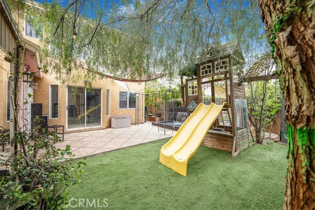 507 Coudures Way, Perris CA: https://media.crmls.org/medias/08e38270-fb3f-4d12-b908-91208cd7f783.jpg
