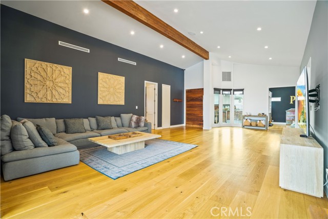 Detail Gallery Image 7 of 65 For 11308 Dona Teresa Dr, Studio City,  CA 91604 - 5 Beds | 4 Baths