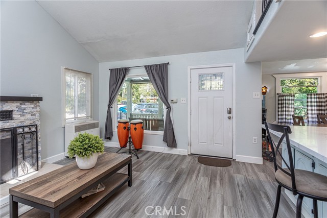 Image 19 of 49 For 13995 Hazel Drive