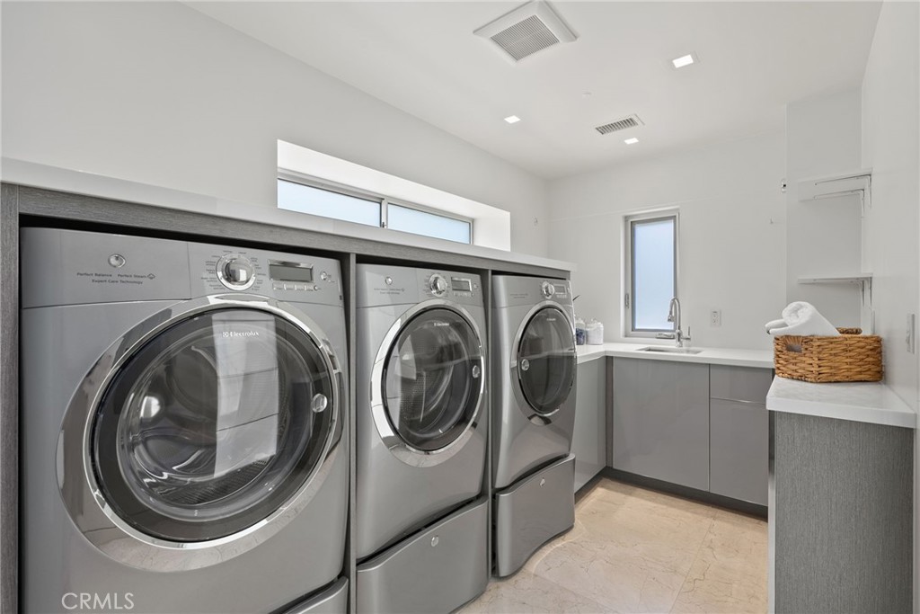 08e63743 Dd5c 4c3d 994d 54ee04f8a5d6