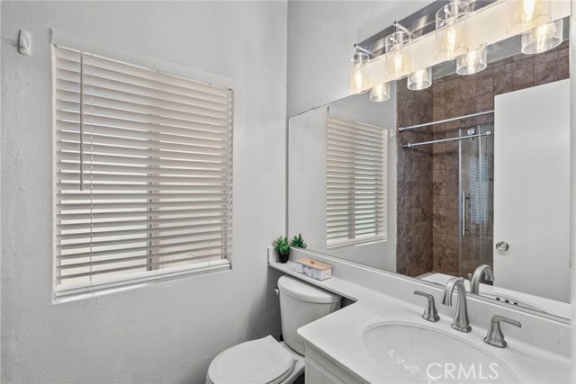 Detail Gallery Image 11 of 21 For 25258 Steinbeck, Stevenson Ranch,  CA 91381 - 2 Beds | 2 Baths