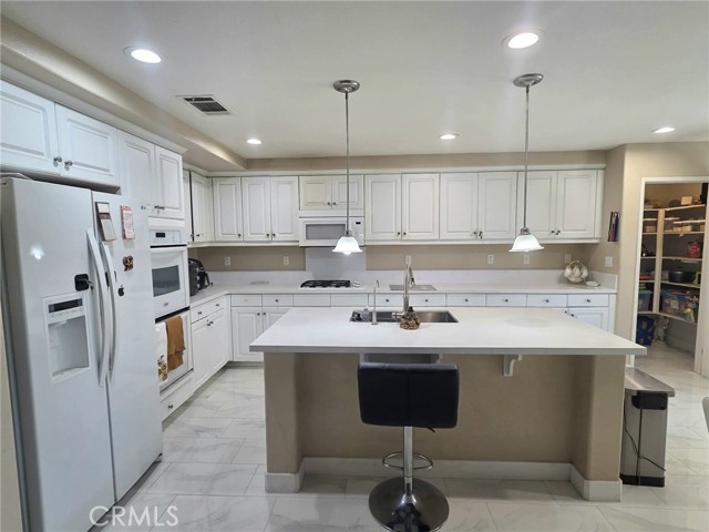 Detail Gallery Image 7 of 19 For 13761 River Downs, Corona,  CA 92880 - 5 Beds | 3 Baths