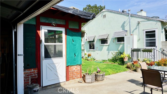 Detail Gallery Image 33 of 48 For 2213 N Valley St, Burbank,  CA 91505 - 3 Beds | 1 Baths